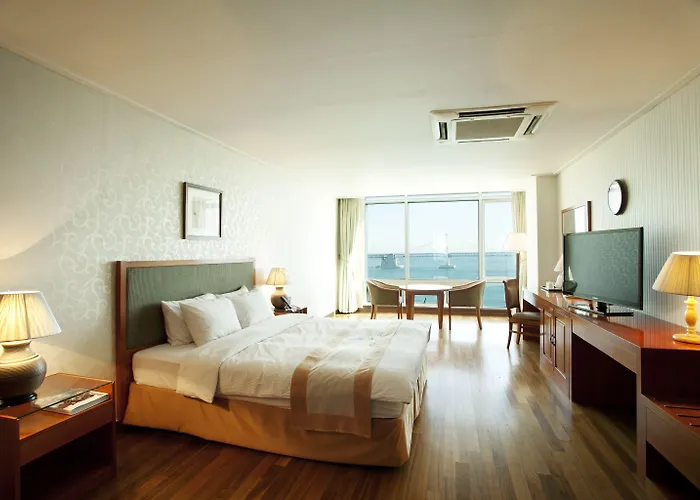 Homers Hotel 4*