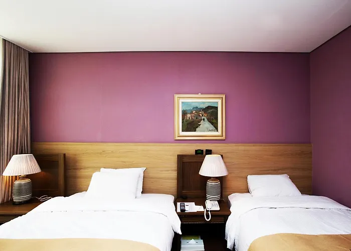 Homers Hotel 4*